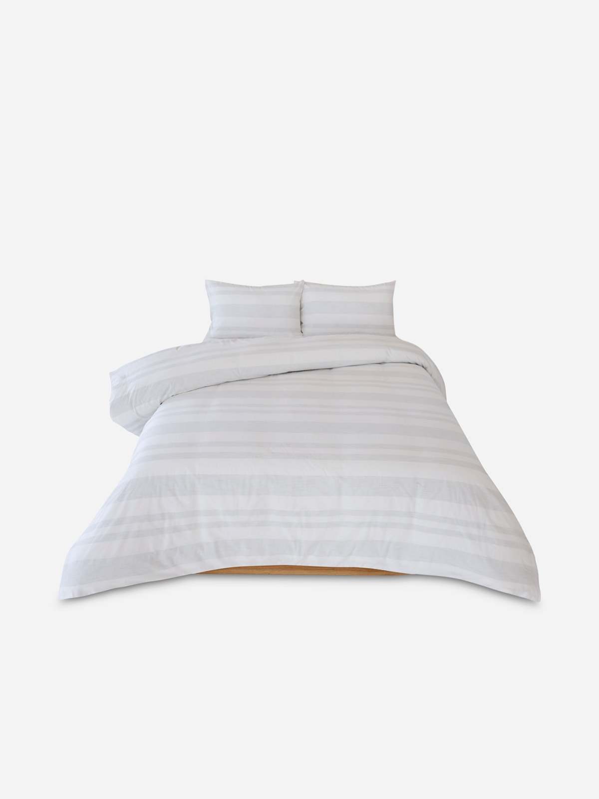 Volpes  Nash White Duvet Cover Set